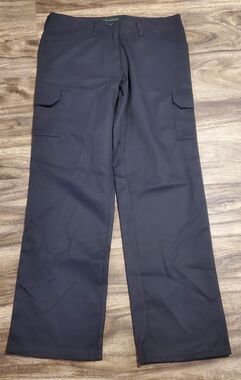 NWT Cintas 388-35 Women's Size 8 Susan Fit Black Cargo Work Pants 33x31